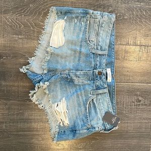 Abercrombie and Fitch Jean shorts Size 30 NWT